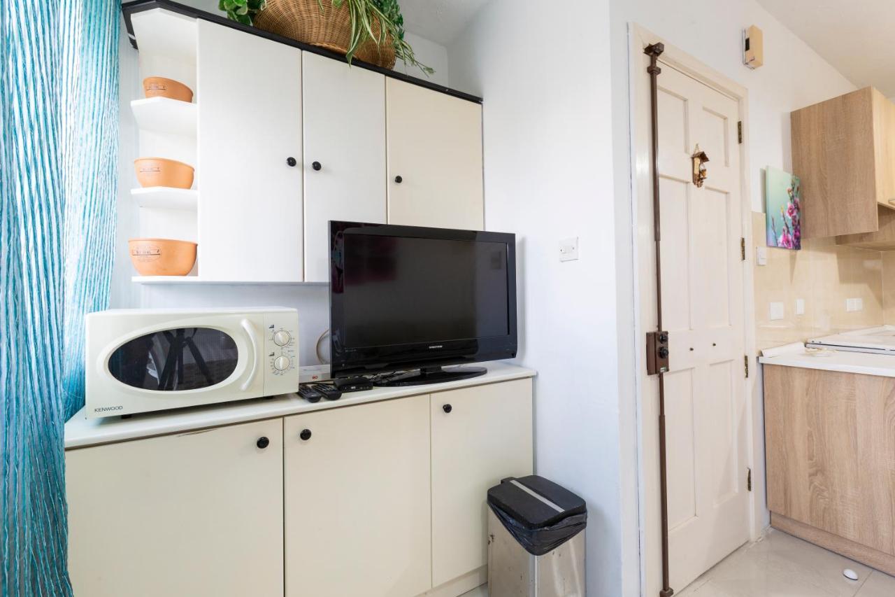 Ne1 - Lovely 2 Bedroom Apartment. Perfect Location Меллиеха Экстерьер фото